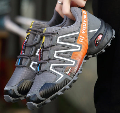 Outdoor non-slip hiking shoes