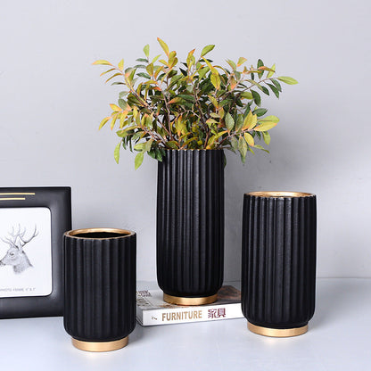 Ceramic vase decoration