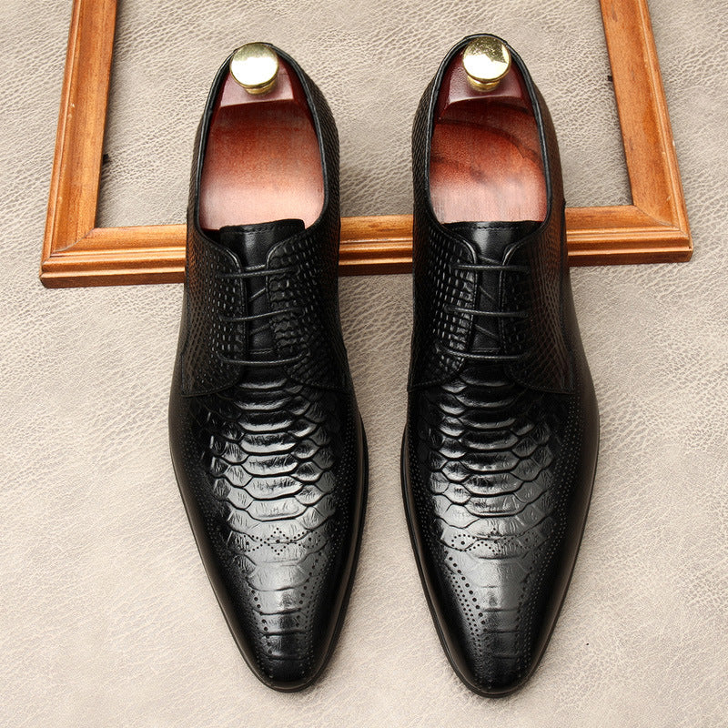 Nouvelles chaussures formelles en cuir pour hommes à bout pointu de style britannique
