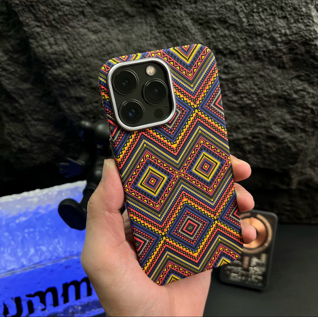 Kevlar Pattern Luminous Magnetic 16 Carbon Fiber Pattern Protective Cover