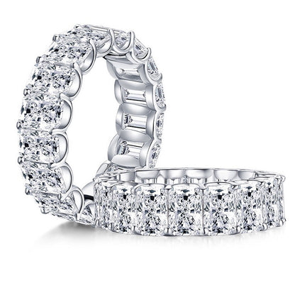 Sterling Silver Ring with High Carbon Diamond Simulant – Elegant Luxury Ring for Women