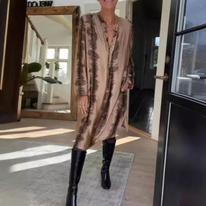 Vestido de mujer con estampado de serpiente