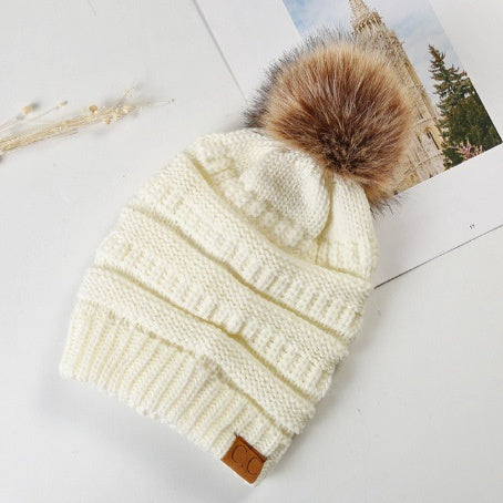 Chapeau chaud épaississant non doublé en polaire tricoté avec pompon en fourrure