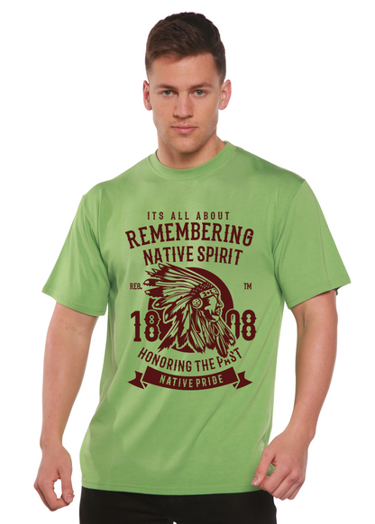 Nous nous souvenons du T-shirt graphique à manches courtes en viscose de bambou et coton biologique pour homme Spun Bamboo®