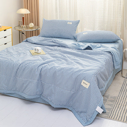Machine Washable Printed Summer Quilt Four-piece Bedding Set