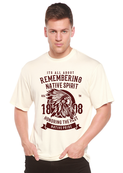 Nous nous souvenons du T-shirt graphique à manches courtes en viscose de bambou et coton biologique pour homme Spun Bamboo®
