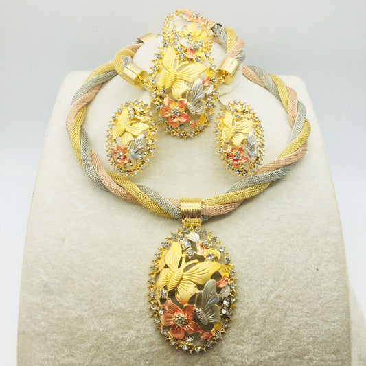 Ensemble de bijoux Collier Boucles d'oreilles Bracelets Bague