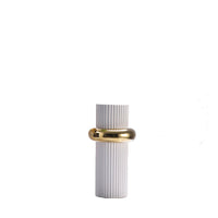 The Same Roman Holiday Flower In Milan, Modern Nordic Light Luxury Style Ceramic Vase Decoration