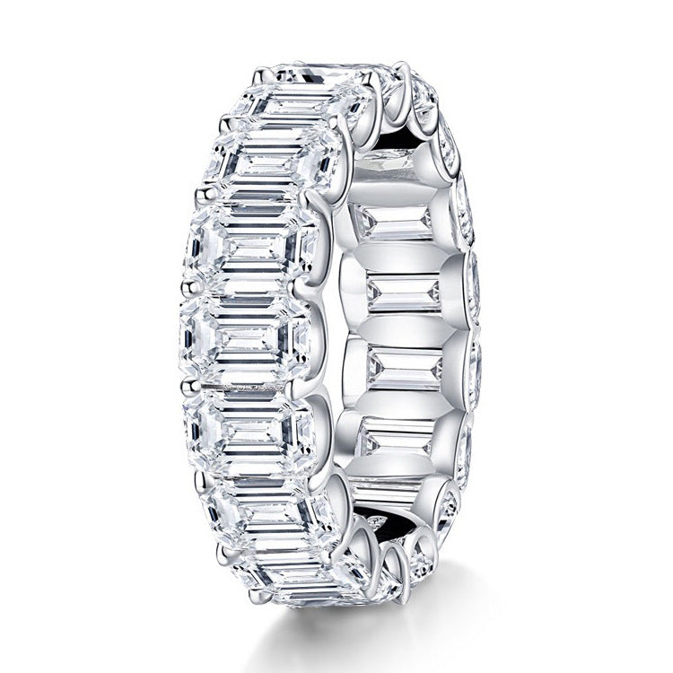 Sterling Silver Ring with High Carbon Diamond Simulant – Elegant Luxury Ring for Women