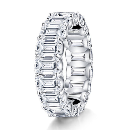 Sterling Silver Ring with High Carbon Diamond Simulant – Elegant Luxury Ring for Women