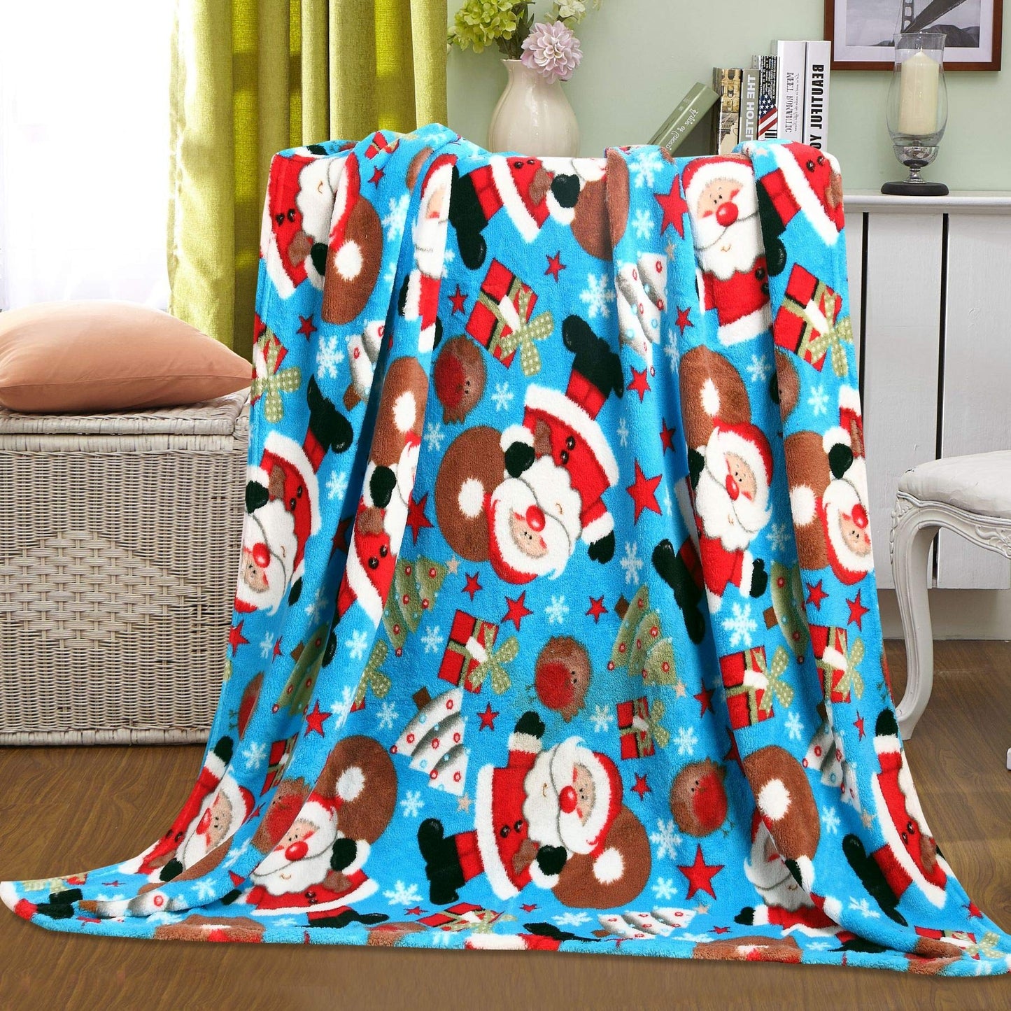 Decor&More Home Essentials Christmas Throw