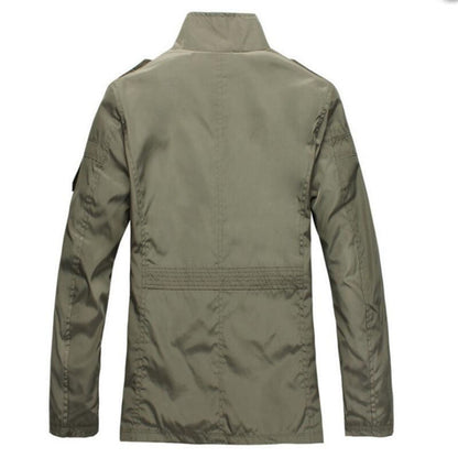 Gabardina de hombre de talla grande