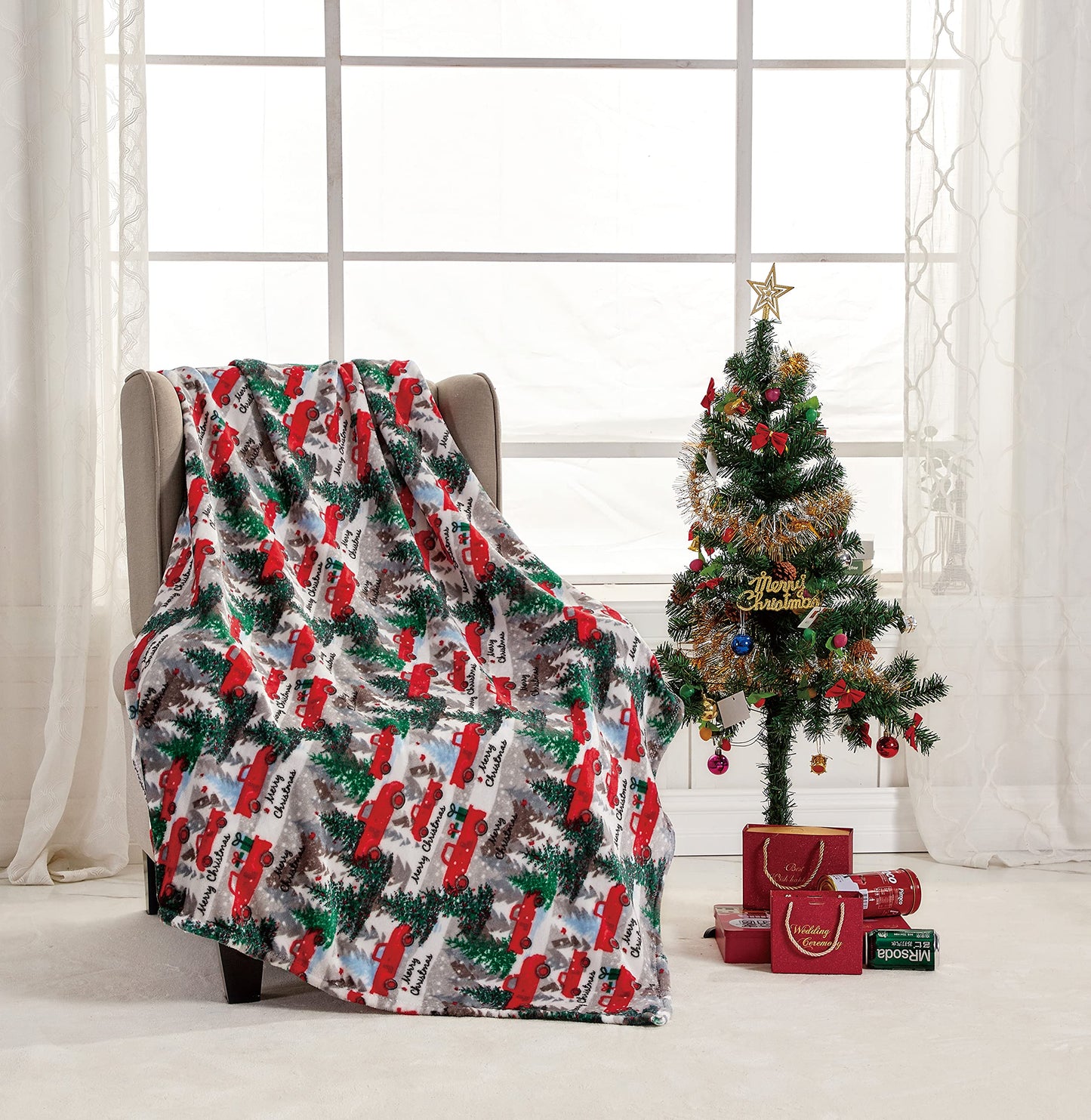 Decor&More Festive Holiday Microplush Throw Blanket (50" x 60") - Forest Friends