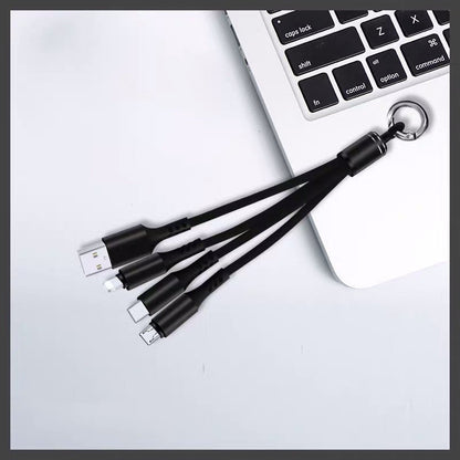Tresser un câble de données trois en un pour Android avec trois câbles de données USB.