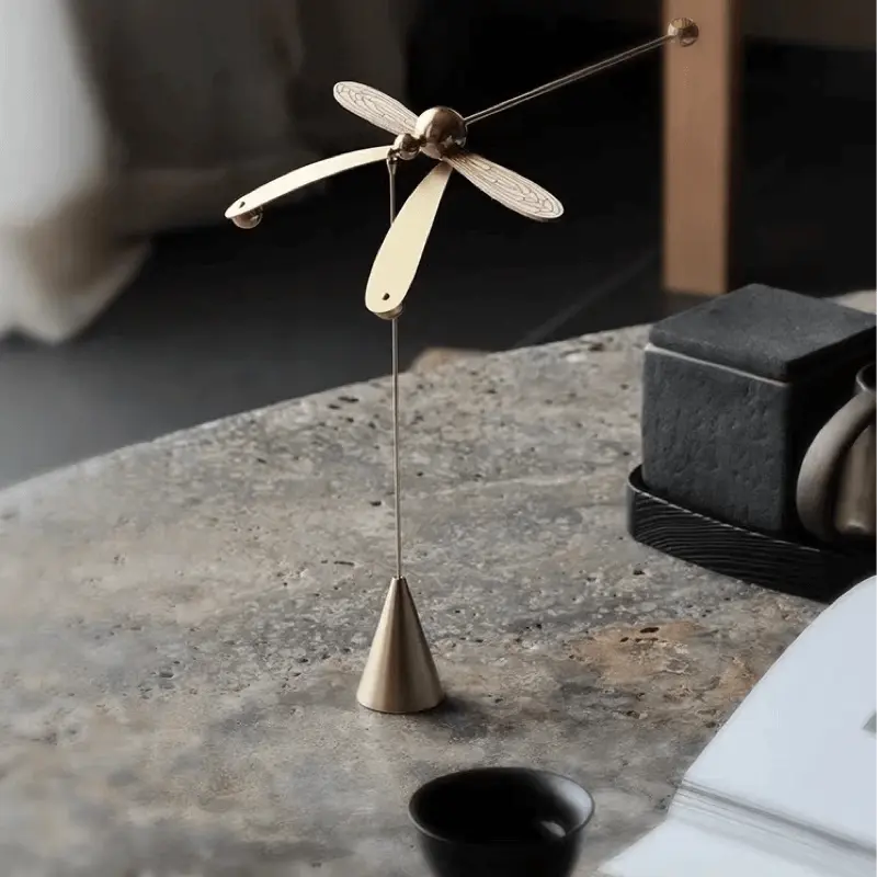 Difusor de libélula con equilibrio para aceites esenciales