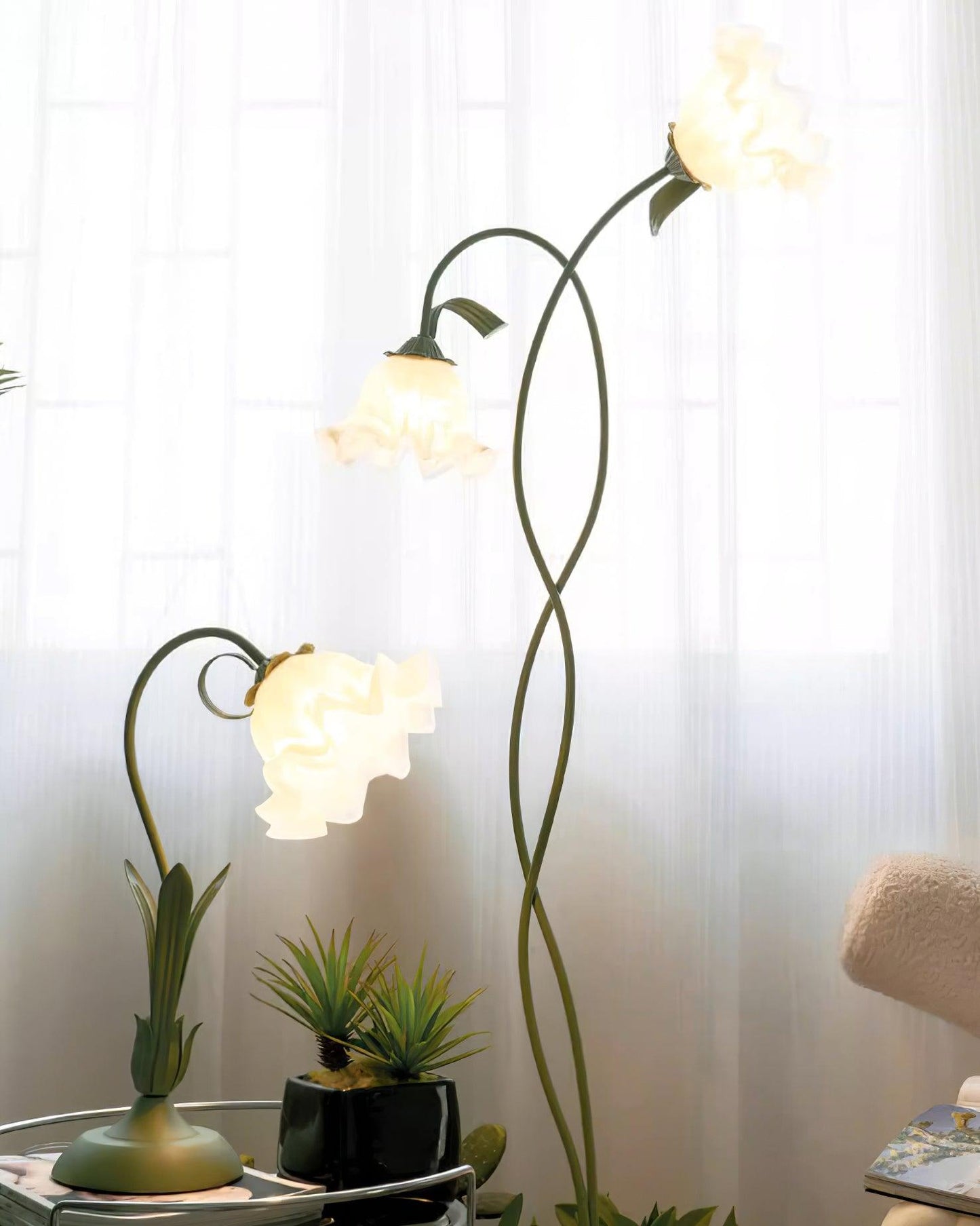 Calla Flower Floor Lamp Matte Green Floral Standing Light