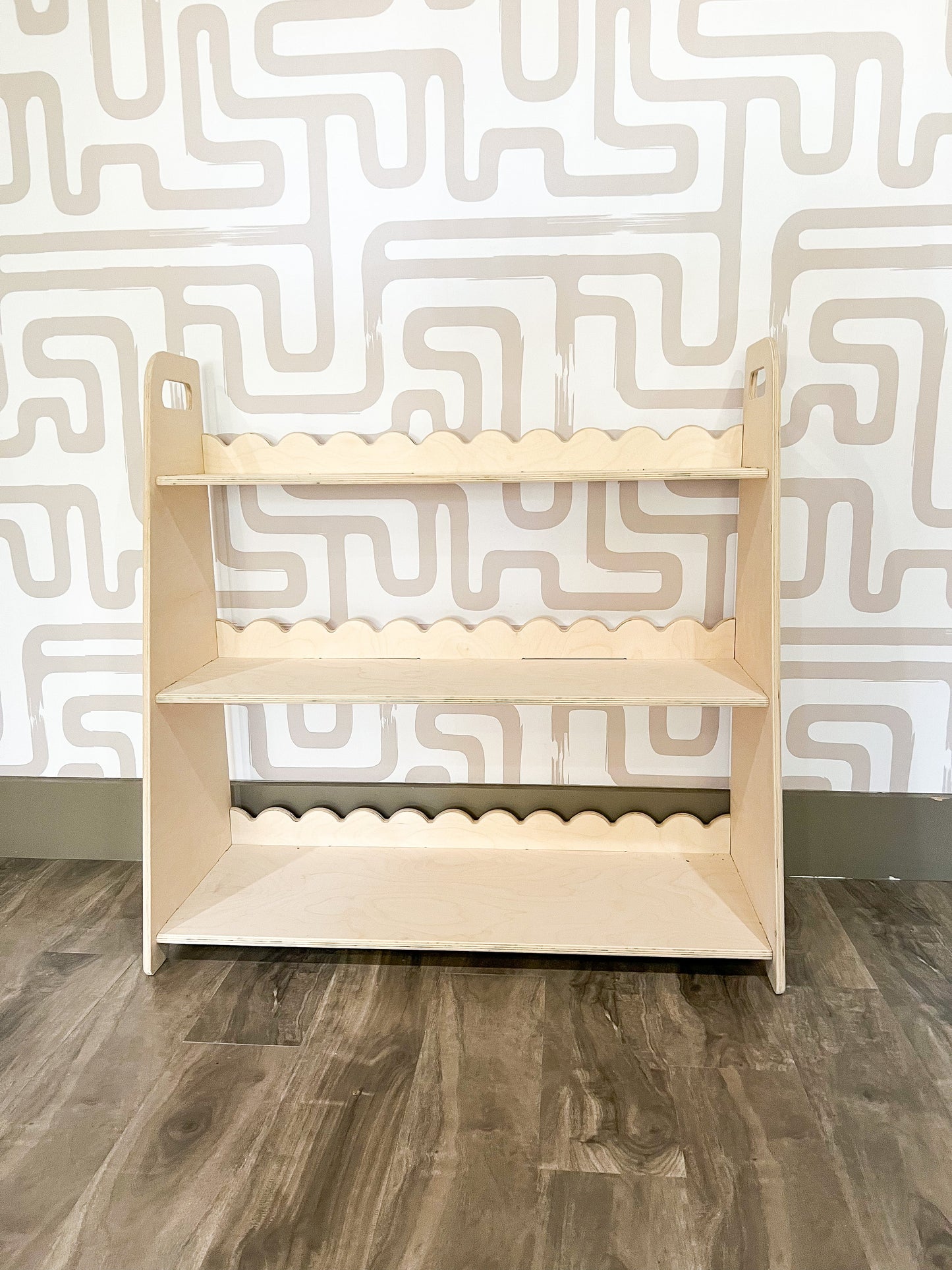 RAY Scalloped Toy Shelf – Kids Wooden Toy Shelf | Bush Acres