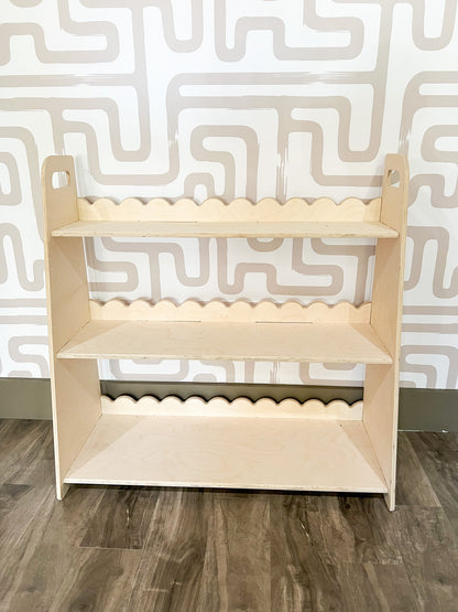 RAY Scalloped Toy Shelf – Kids Wooden Toy Shelf | Bush Acres