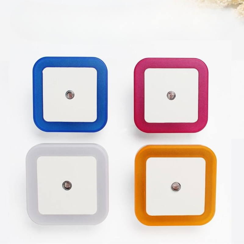 Smart Sensor Night Light Plug In LED Auto On Off Energy Saving
