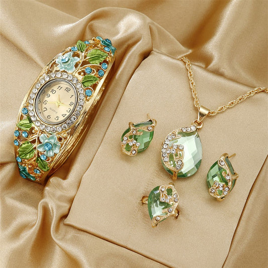 New Blue Vintage Court Style Elegant And Colorful Women's Wrist Watch