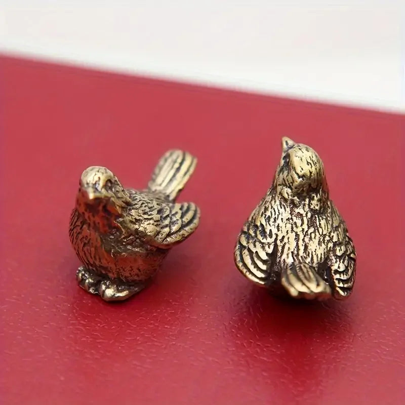 Figurine d'oiseau moineau en laiton élégante – Figurine d'oiseau en laiton massif finement détaillée, pièce de décoration polyvalente pour l'intérieur/l'extérieur, décor sarcelle.