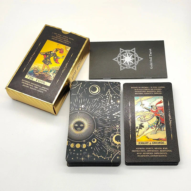 Le nouveau jeu de société de Tarot "The New Knight Laser Gold Foil" – Cartes de divination luxueuses en PVC, imperméables et résistantes à l'usure, avec marquage à chaud.