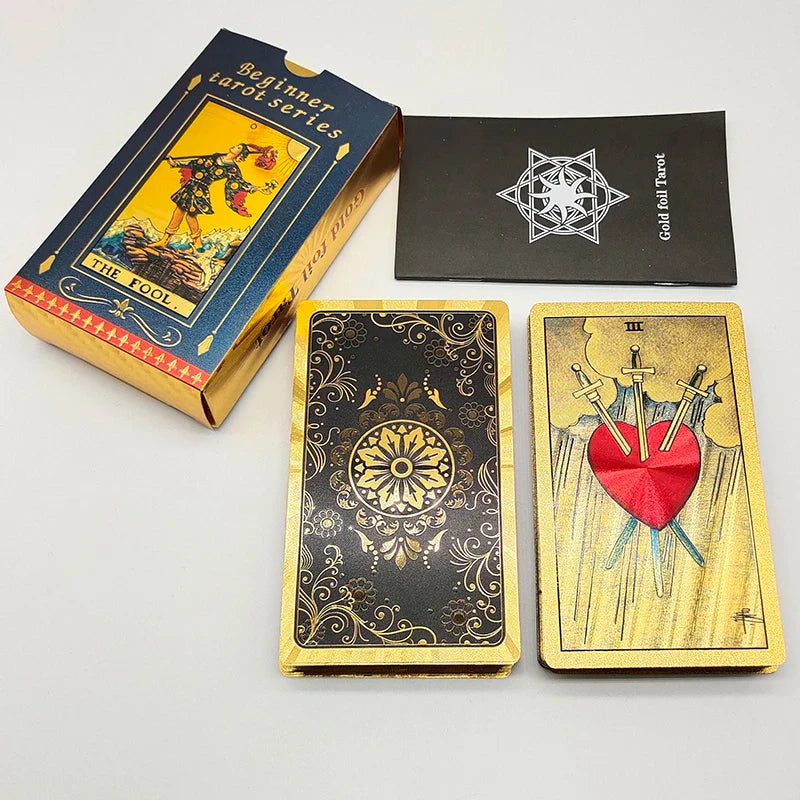Le nouveau jeu de société de Tarot "The New Knight Laser Gold Foil" – Cartes de divination luxueuses en PVC, imperméables et résistantes à l'usure, avec marquage à chaud.