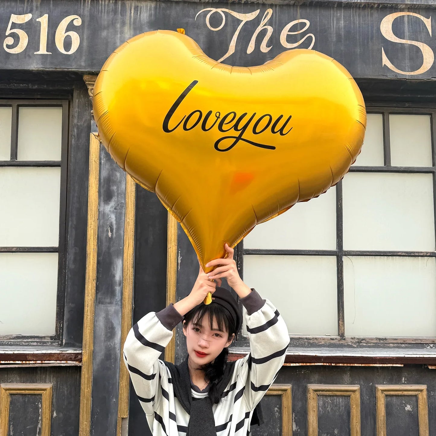Love Heart Bear Balloon with Stand | Valentine's Day Decor