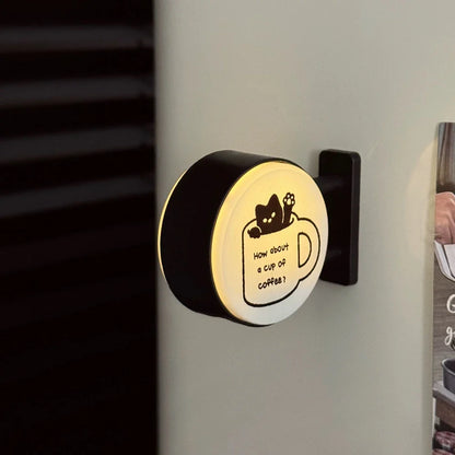 Imán de nevera Retro Coffee Corner Imán de nevera luminoso Imán magnético para el hogar en miniatura Tablero perforado de cafetería Decoración brillante