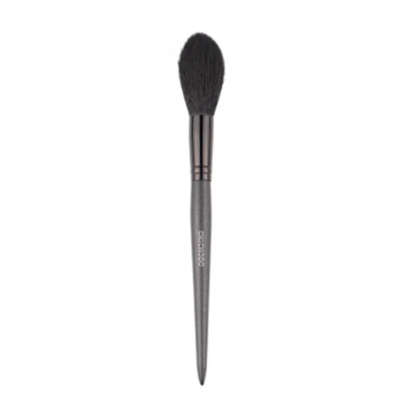 Professional Goat Hair Face Makeup Brush | Highlighter & Blush Brush
