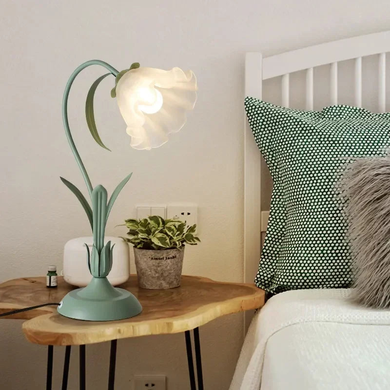 Lampe de bureau fleur romantique française Rétro Atmosphère Veilleuses de chevet Style crème Campagne Pastorale pour Chambre à coucher