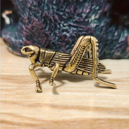 Brass Grasshopper Figurine - Handcrafted Insect Collectible, Tabletop Decorative Animal Ornament, Ideal for Collection & Gifts
