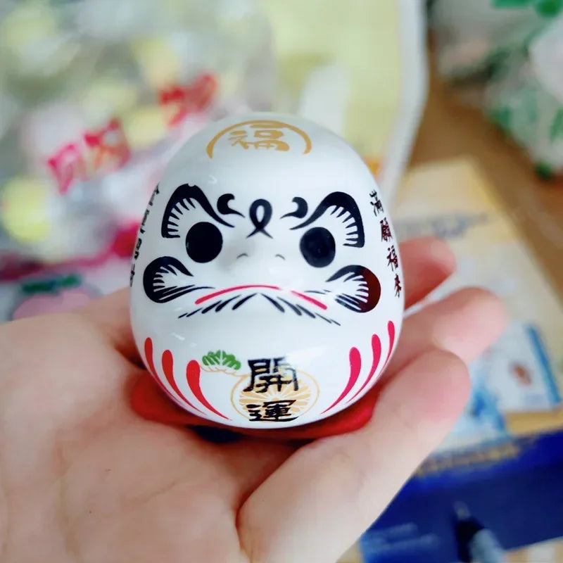 Cerámica Japonesa Daruma Artesanía Gato de la Suerte de Dibujos Animados Adorno de la Fortuna Paisaje Accesorios de Decoración del Hogar Regalos Decoración de la Sala de Estar