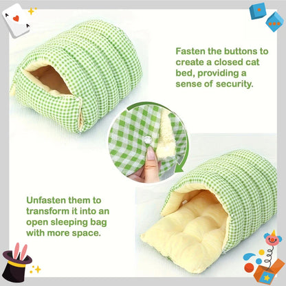 Large all-season cat house (including a warm winter bed) – with decorative panels and a fully enclosed comfortable sleeping bag.