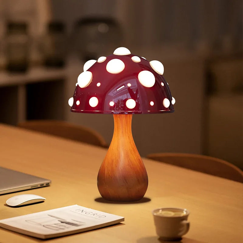 Amanita | Mushroom LED Lamp with Warm Light | USB Desk Night Light for Cozy Bedroom Decor