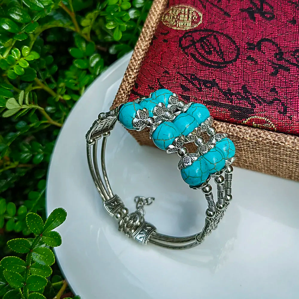 Nouveau Bracelet à Trois Rangs Style Ethnique Ridge