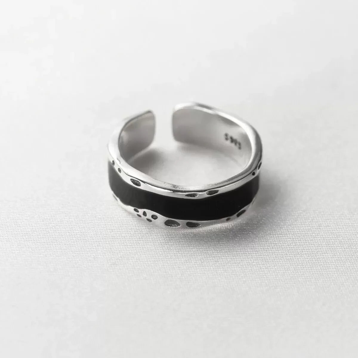 VENTFILLE 925 Sterling Silver Arched Wide Geometric Punk Ring | Asymmetric Cocktail Jewelry