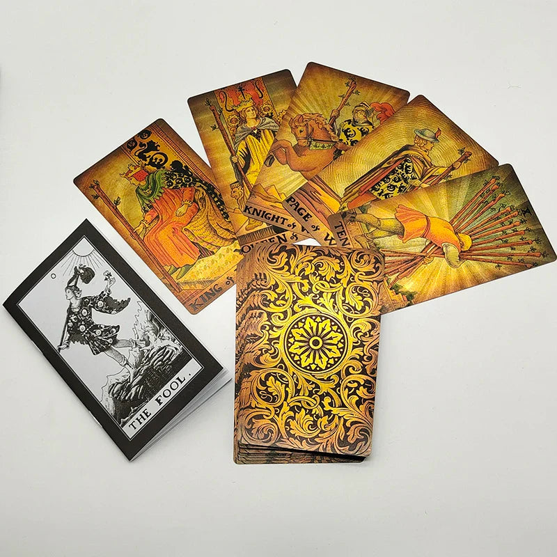 Le nouveau jeu de société de Tarot "The New Knight Laser Gold Foil" – Cartes de divination luxueuses en PVC, imperméables et résistantes à l'usure, avec marquage à chaud.