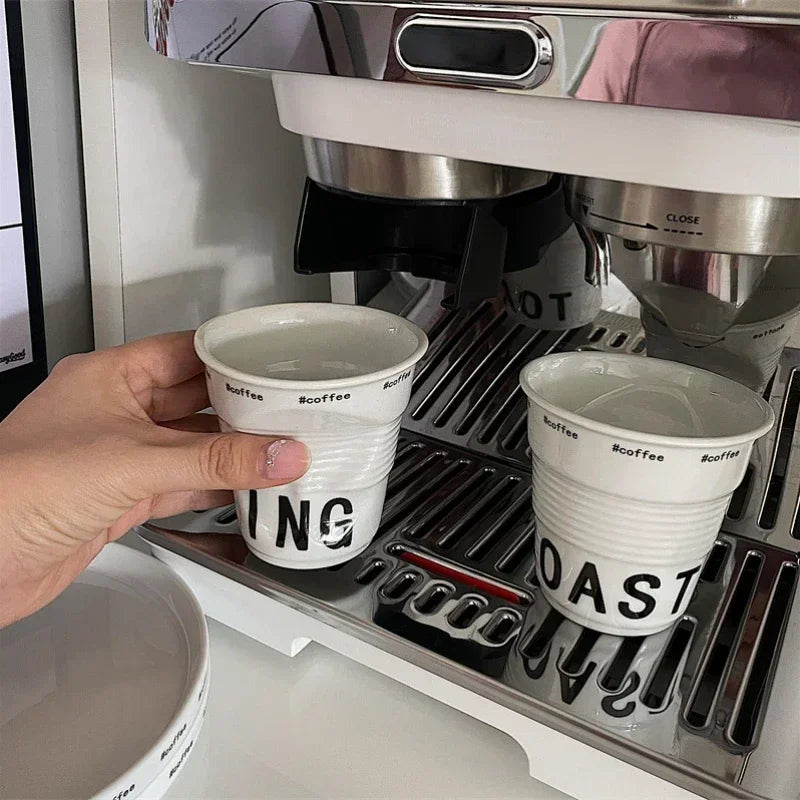 Tasse à café et tasses de style coréen de 200 ml, tasse en céramique blanche nordique froissée de 200 ml, gobelet à café, lettre anglaise