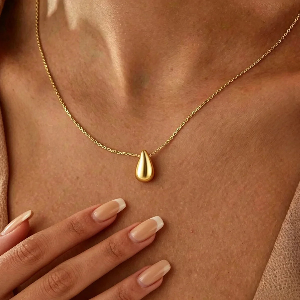 Teardrop Necklace Waterdrop Pendant | Minimalist Stainless Steel Jewelry for Women