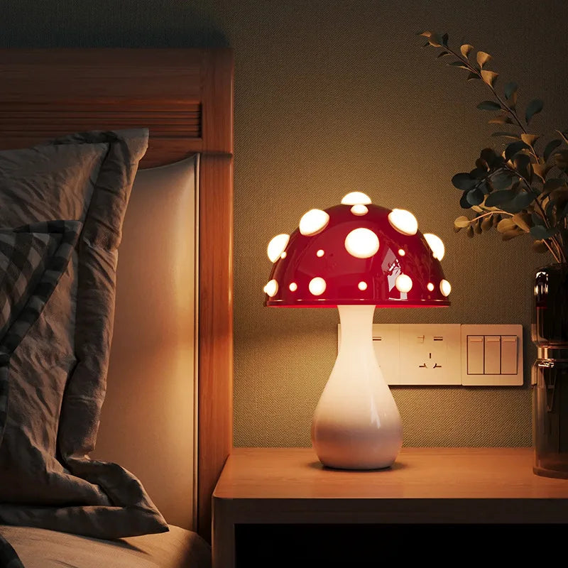 Amanita | Mushroom LED Lamp with Warm Light | USB Desk Night Light for Cozy Bedroom Decor