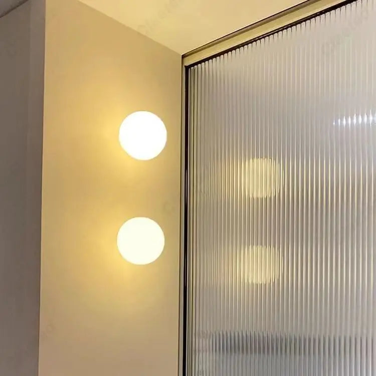 Créative Simple LED Boule Verre Applique Murale Salon Couloir Salle de Bain Chambre Chevet Éclairage Décoratif