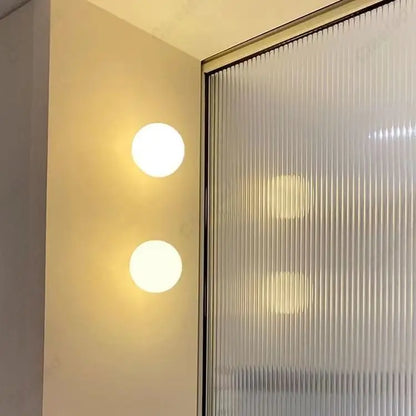 Créative Simple LED Boule Verre Applique Murale Salon Couloir Salle de Bain Chambre Chevet Éclairage Décoratif