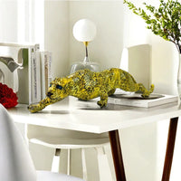 Décoration Intérieure Statue Guépard Sculpture Léopard en Résine Panthère Assise Figurine Ornement de Bureau Décoration Maison et Bureau