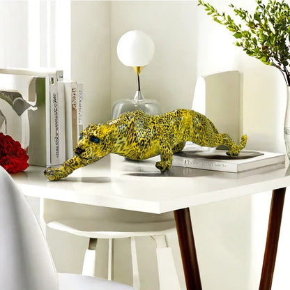 Décoration Intérieure Statue Guépard Sculpture Léopard en Résine Panthère Assise Figurine Ornement de Bureau Décoration Maison et Bureau