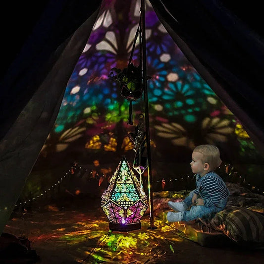 Lámpara de Noche LED Hueca de Madera con Proyección  Lámpara de Escritorio con Proyector Bohemio Colorido Decoración del Hogar Iluminación de Ambiente Festivo