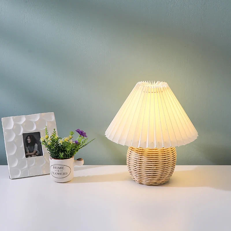 Pleated Fabric Bedside Table Lamp USB LED Light Retro Rattan Shade for Home Decor