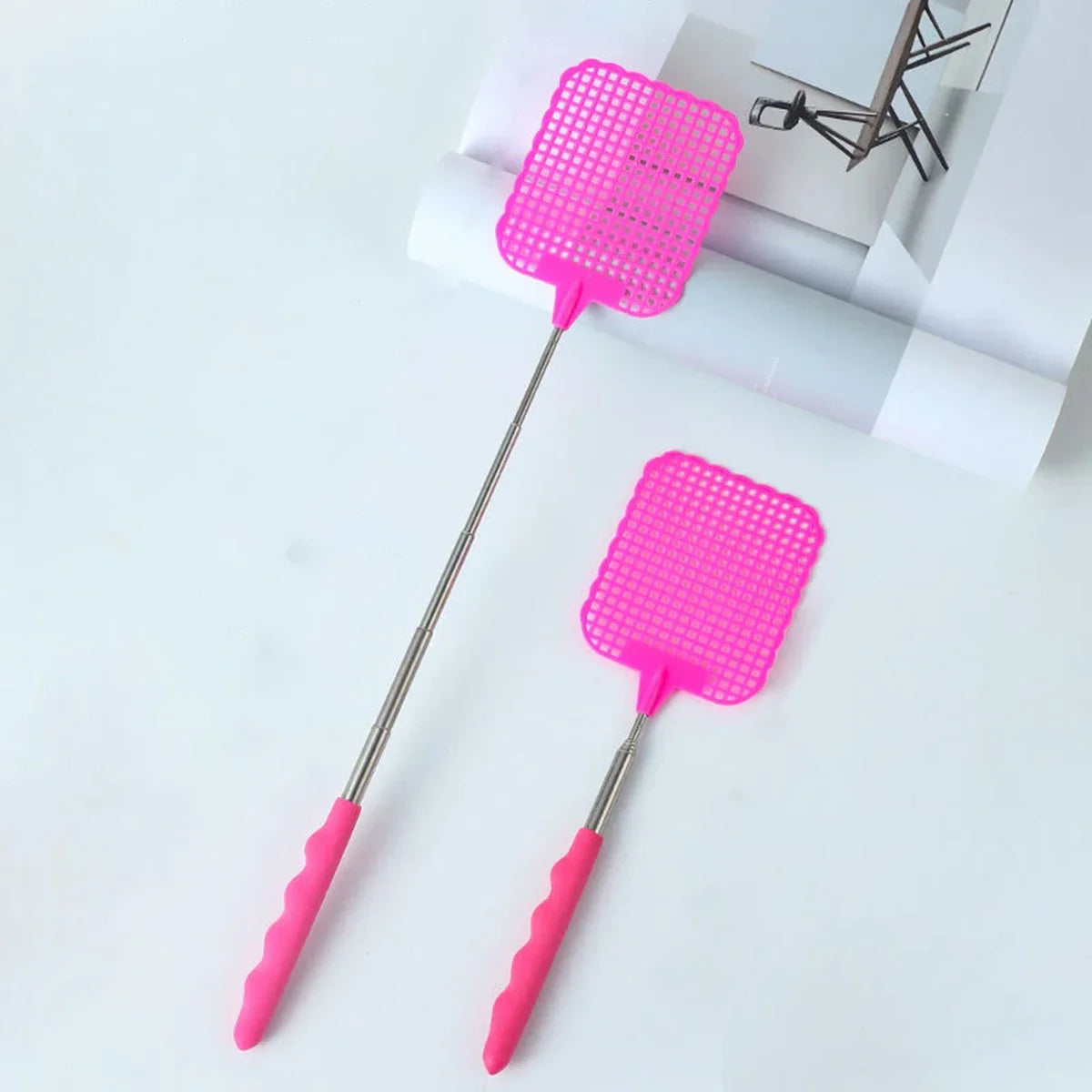 1pc Retractable Fly Swatter | Portable Mosquito Killer for Home, Travel, and Outdoor Use