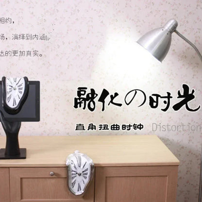 2026 New Novel Surreal Melting Distorted Wall Clocks Surrealist Salvador Dali Style Wall Decororation Home Garden Clock