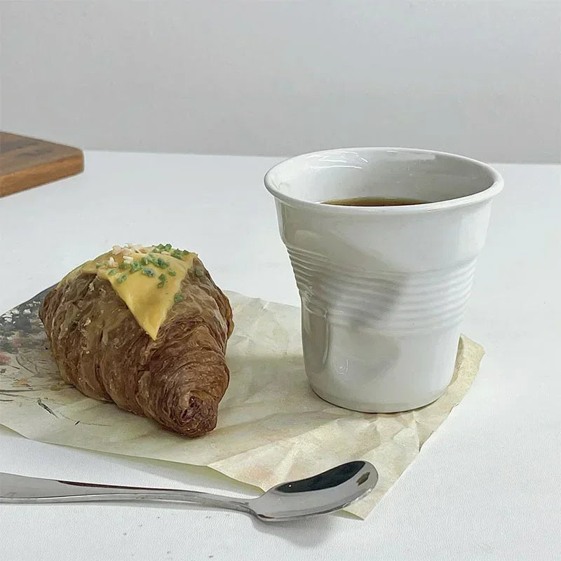 Tasse à café et tasses de style coréen de 200 ml, tasse en céramique blanche nordique froissée de 200 ml, gobelet à café, lettre anglaise